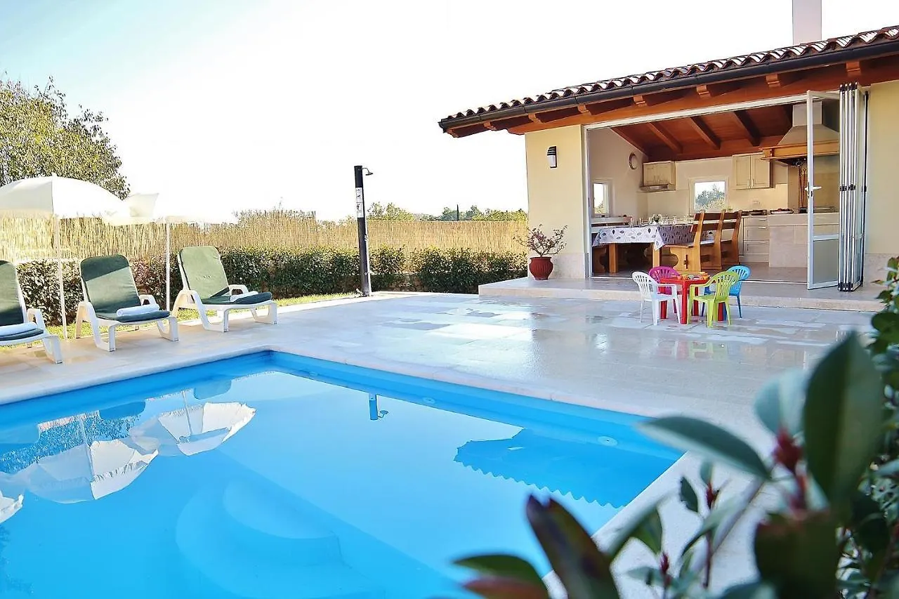 Villa Bubani 0*,  Kroatië